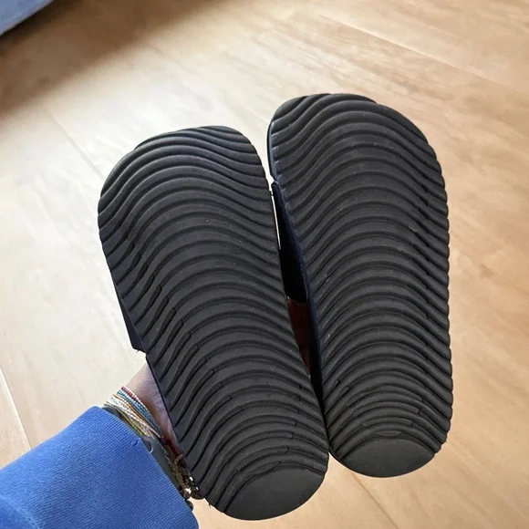 Nike Kids Black Slide Sandals with White Swoosh - Picture 2 of 2